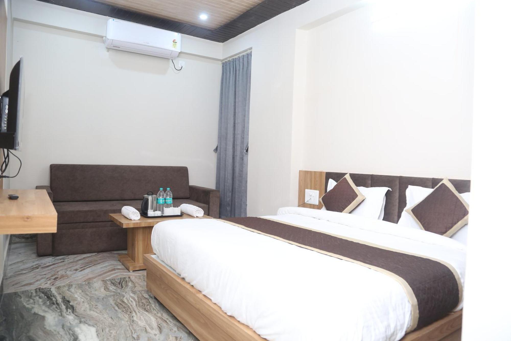 Hotel Kirti Plaza Chittorgarh Exterior photo